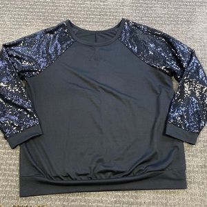 Women’s long sleeve sequined sleeve top 2XL fits more like xl